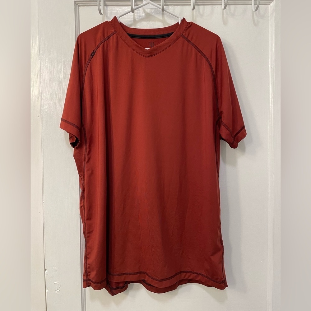 Rhone AG 47 Silver Tech Short Sleeve Performance Tee Shirt Burnt Orange